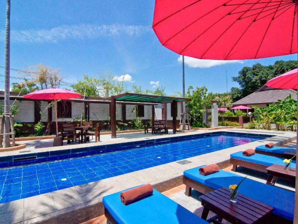 Rose Bay Resort Pattaya Exterior photo