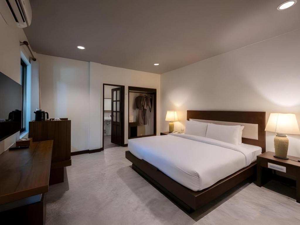 Rose Bay Resort Pattaya Exterior photo